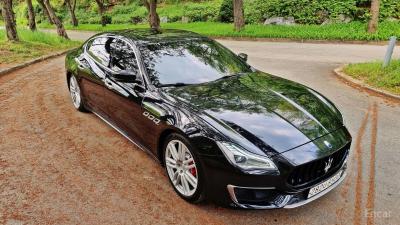 Maserati Quattroporte