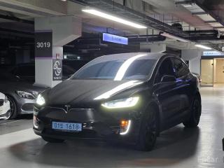 Tesla model-x