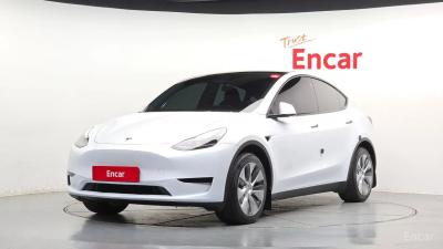 Tesla model-y
