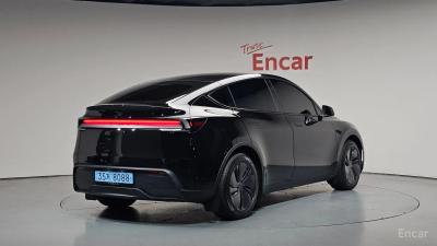 Tesla model-y