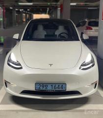 Tesla model-y