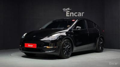 Tesla model-y