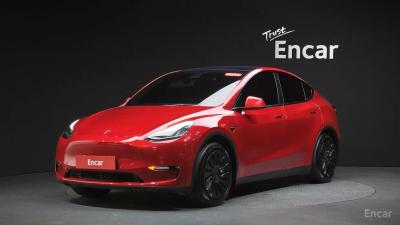 Tesla model-y