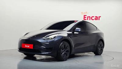 Tesla model-y