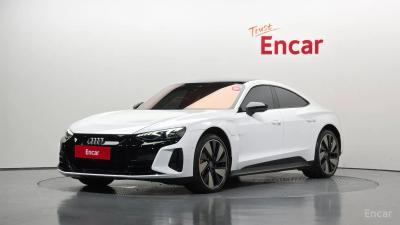Audi E-tron GT