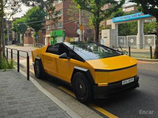 Tesla Cybertruck