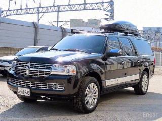 Lincoln Navigator