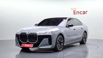 Bmw i7