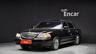 Lincoln Town Car