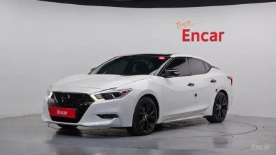 Nissan Maxima