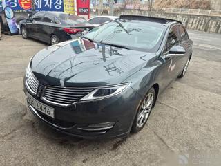 Lincoln MKZ