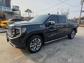 GMC Sierra