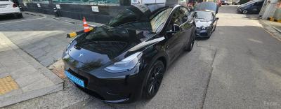 Tesla model-y