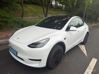 Tesla model-y