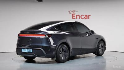 Tesla model-y