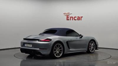 Porsche 718