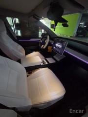 Tesla model-y