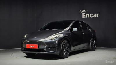Tesla model-y