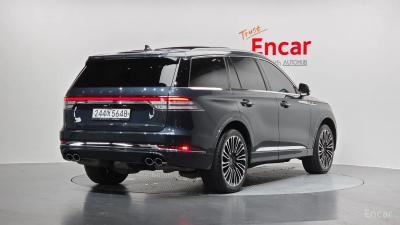 Lincoln Aviator