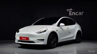 Tesla model-y