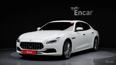 Maserati Quattroporte