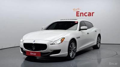 Maserati Quattroporte