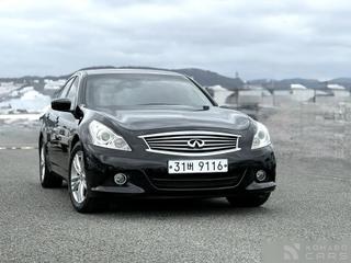 Infiniti G