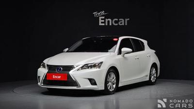 Lexus CT200h