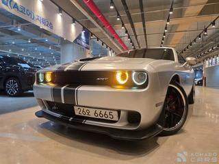 Dodge challenger