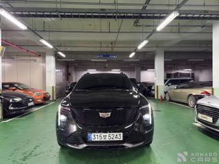Cadillac XT4
