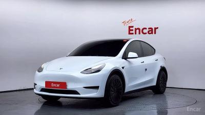 Tesla model-y