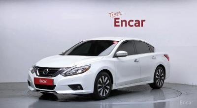 Nissan altima