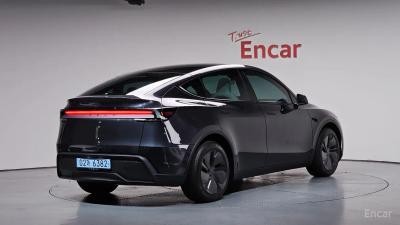 Tesla model-y