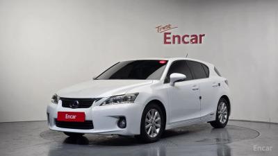 Lexus CT200h