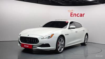 Maserati Quattroporte