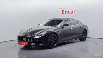 Maserati Quattroporte