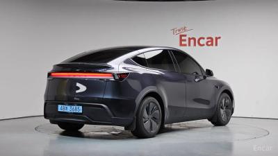 Tesla model-y