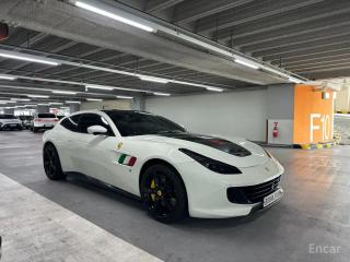Ferrari GTC4 Lusso