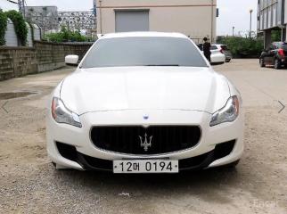 Maserati Quattroporte