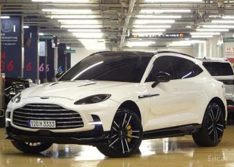 Astonmartin DBX