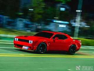 Dodge challenger