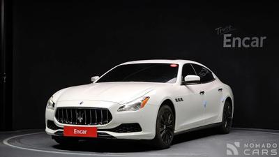 Maserati Quattroporte