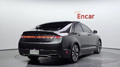 Lincoln MKZ