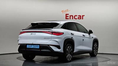 BYD Sealion 7