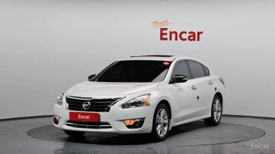Nissan altima