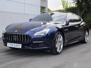 Maserati Quattroporte