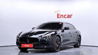 Maserati Quattroporte