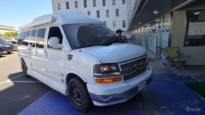 Chevrolet Express Van