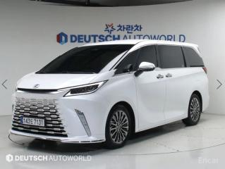 Lexus LM