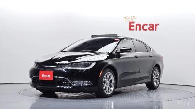 Chrysler 200